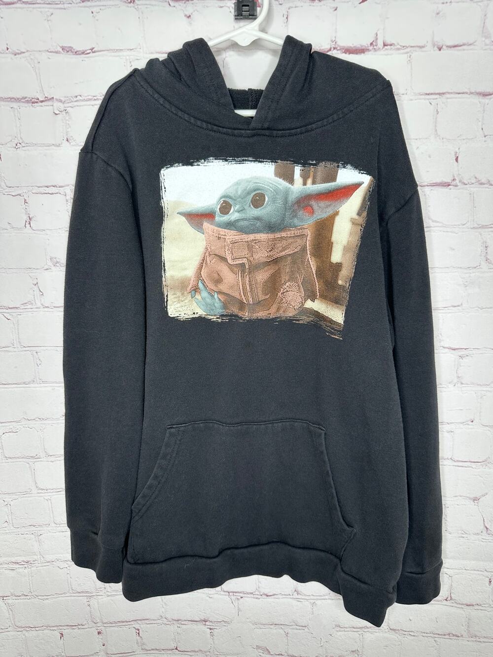 Old Navy Star Wars Grogu Mandalorian Black Hoodie Sweatshirt Kids XL Boys 14/16